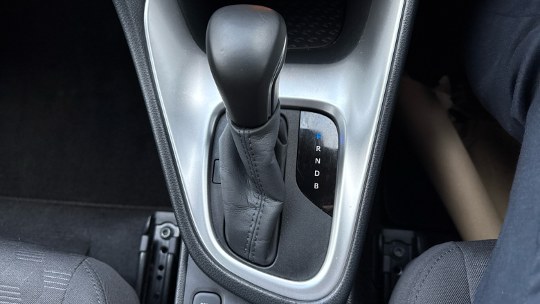 Toyota Yaris 1.5 Hybrid Icon 5dr CVT Hybrid Hatchback